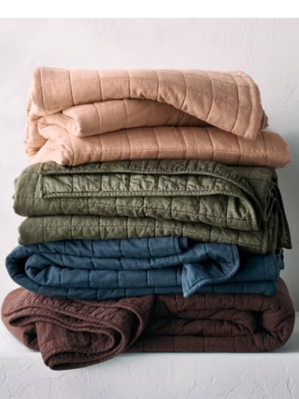 Casaluna King Heavyweight Linen Blend Quilt Dark Mineral Blue - Picture 5 of 9